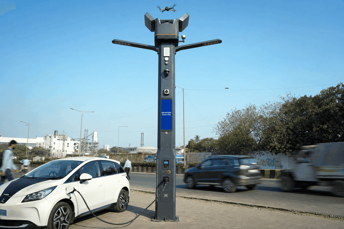 Analyse du marché des lampadaires intelligents de Mumbai : guide de configuration de 14m pour la station de drones dans les couloirs urbains denses